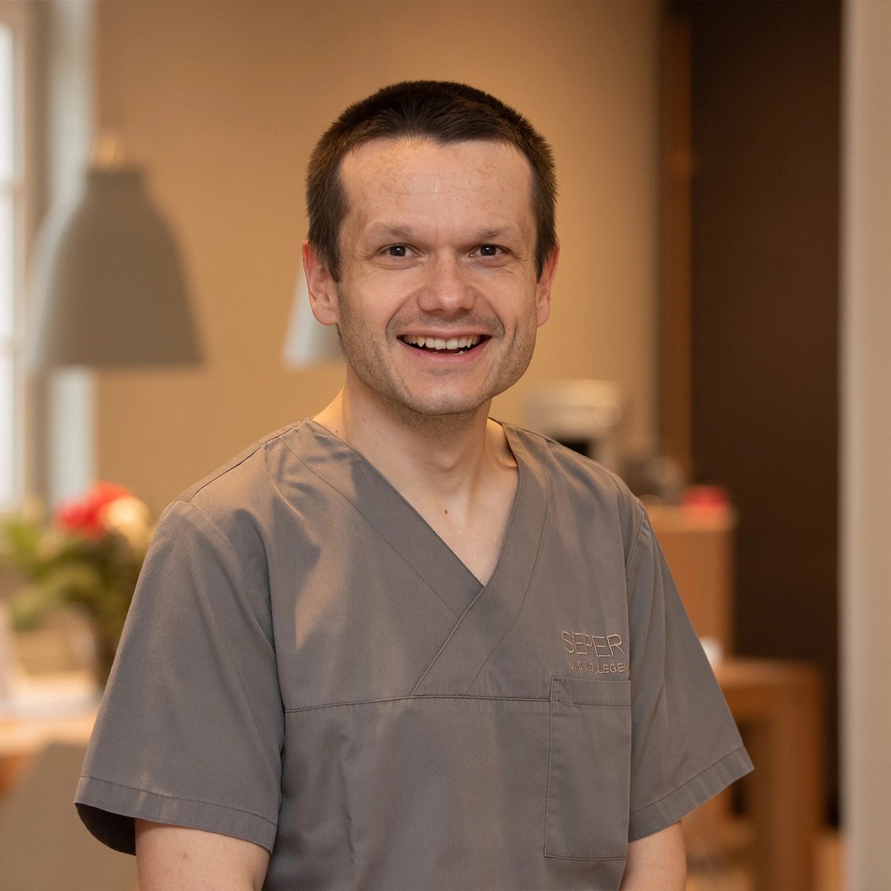 PD Dr. Dr. René Rothweiler